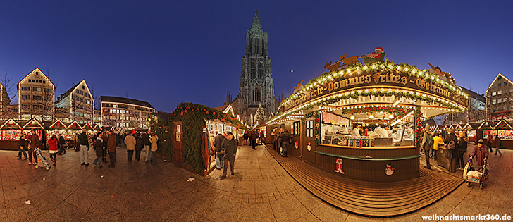 Weihnachtsmarkt vor dem Ulmer Münster