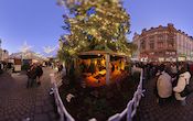 Wiesbaden Weihnachtsmarkt - Weihnachtsbaum und Krippe