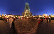 Weihnachtsmarkt Ulm - Lebende Krippe vor dem M�nsterportal
